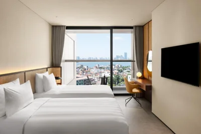 Camera Convertible Superior con Vista Lago — L7 WEST LAKE HANOI by LOTTE HOTELS